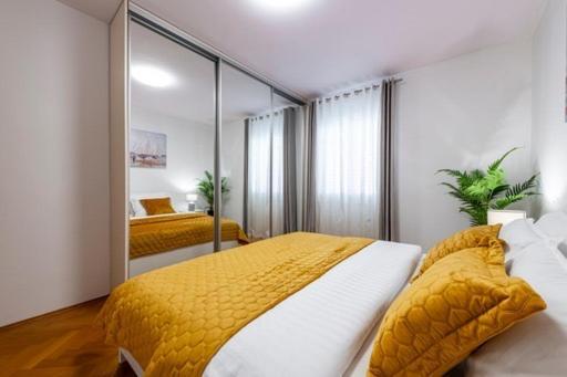 Goldensky New Apartment Дубровник Екстериор снимка