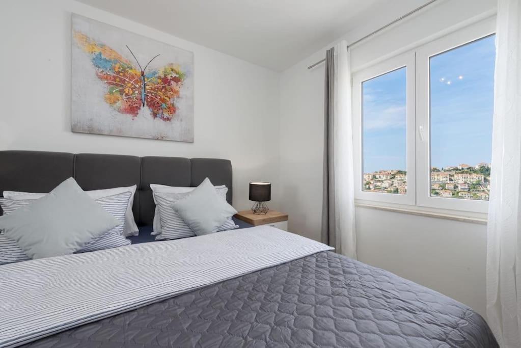 Goldensky New Apartment Дубровник Екстериор снимка
