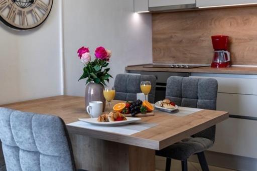 Goldensky New Apartment Дубровник Екстериор снимка