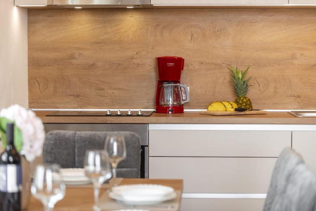 Goldensky New Apartment Дубровник Екстериор снимка