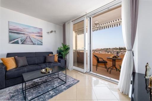 Goldensky New Apartment Дубровник Екстериор снимка